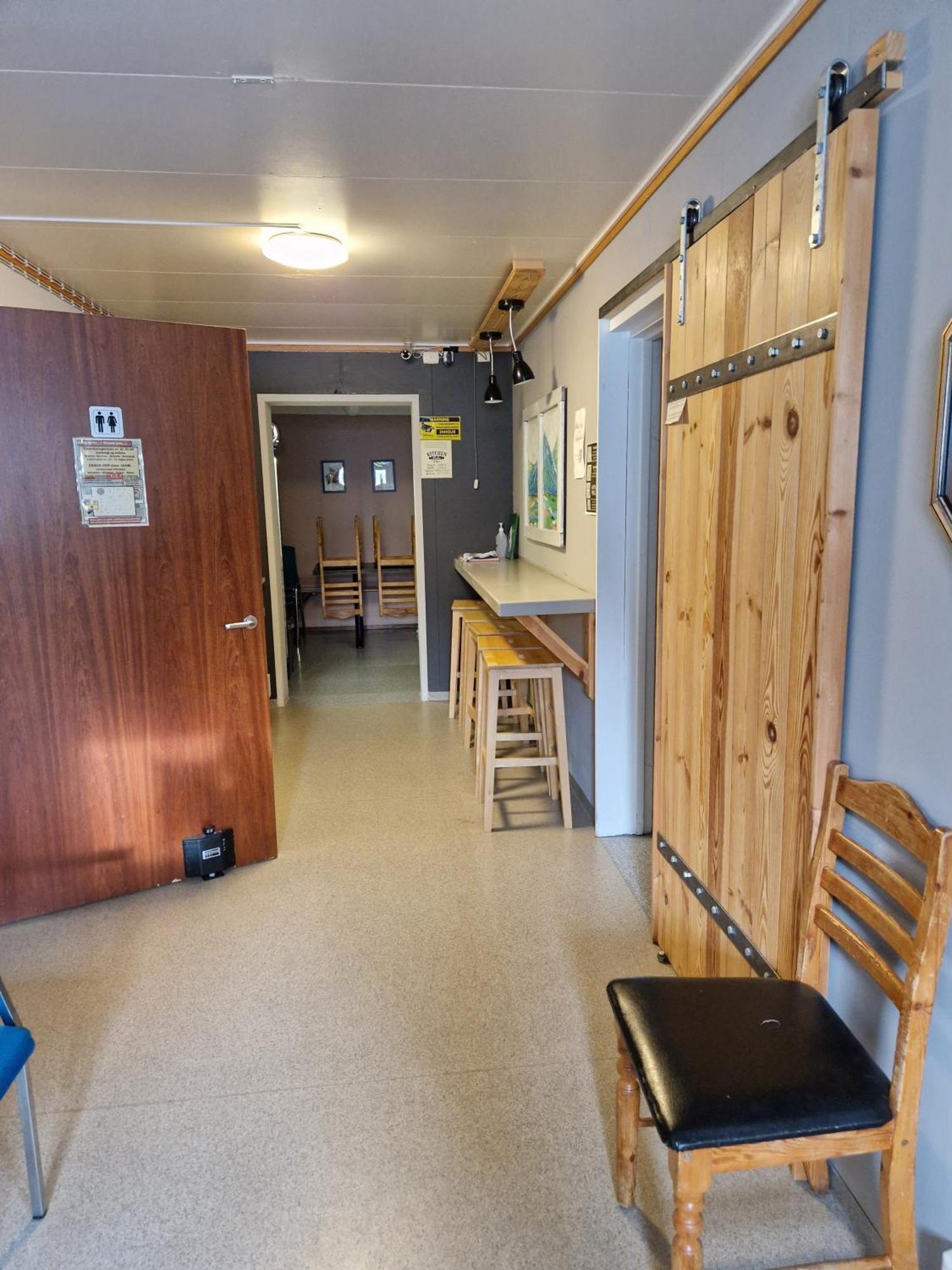 Tehusith Hostel & Guesthouse エイイルススタジル エクステリア 写真