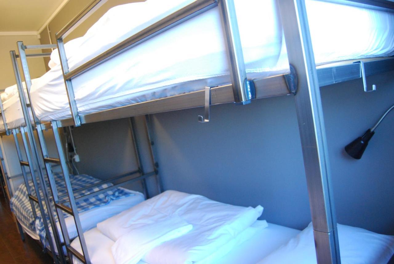 Tehusith Hostel & Guesthouse エイイルススタジル エクステリア 写真