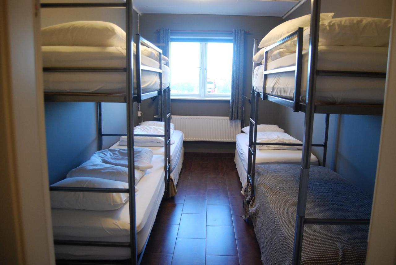 Tehusith Hostel & Guesthouse エイイルススタジル エクステリア 写真