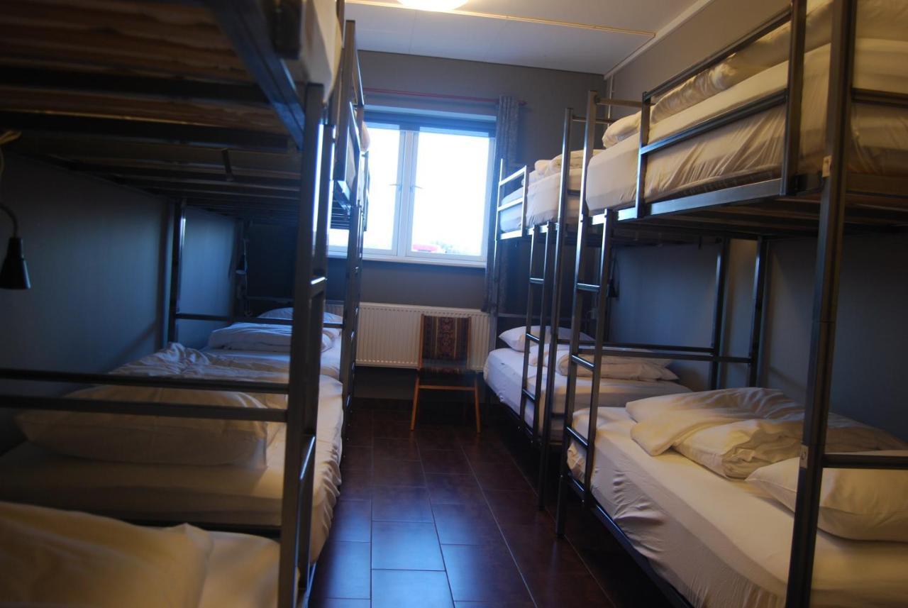 Tehusith Hostel & Guesthouse エイイルススタジル エクステリア 写真