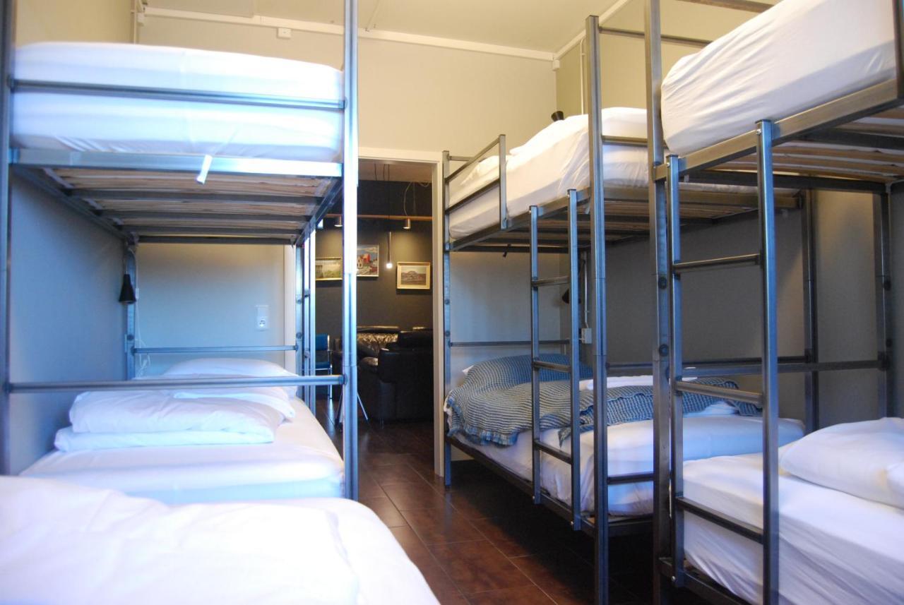 Tehusith Hostel & Guesthouse エイイルススタジル エクステリア 写真