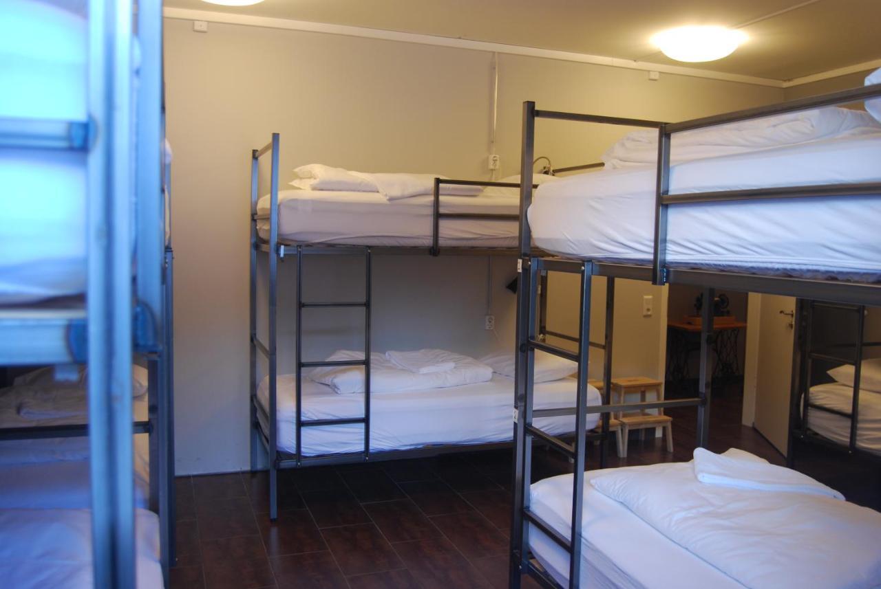 Tehusith Hostel & Guesthouse エイイルススタジル エクステリア 写真